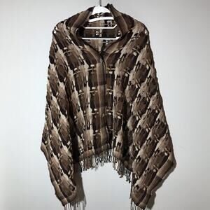 Calypso Christane Celle 100% wool made in Italy shrug poncho button up fringe